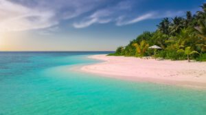 Reisekrankheit â€“ Person fühlt sich im Urlaub krank mit Kopfschmerzen und Erschöpfung